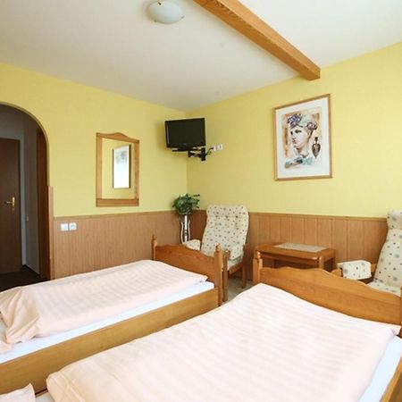 Hotel Solaster Garni Třebíč Kültér fotó